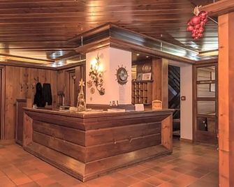 Al Sole Hotel Ristorante dal 1870 - Pieve di Cadore - Receptie