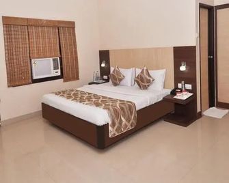Sivamurugan Hotels - Kumbakonam