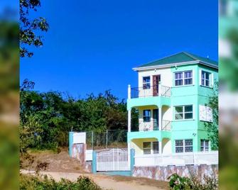 Zeus townhouse, - St. John's - Building