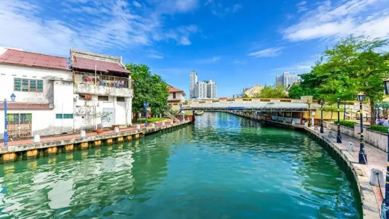 LKS Hotel