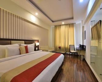 Hotel Madhuban - Haridwar - Bedroom