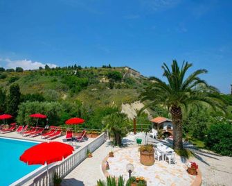 La Panoramica Country House - San Benedetto del Tronto - Piscina