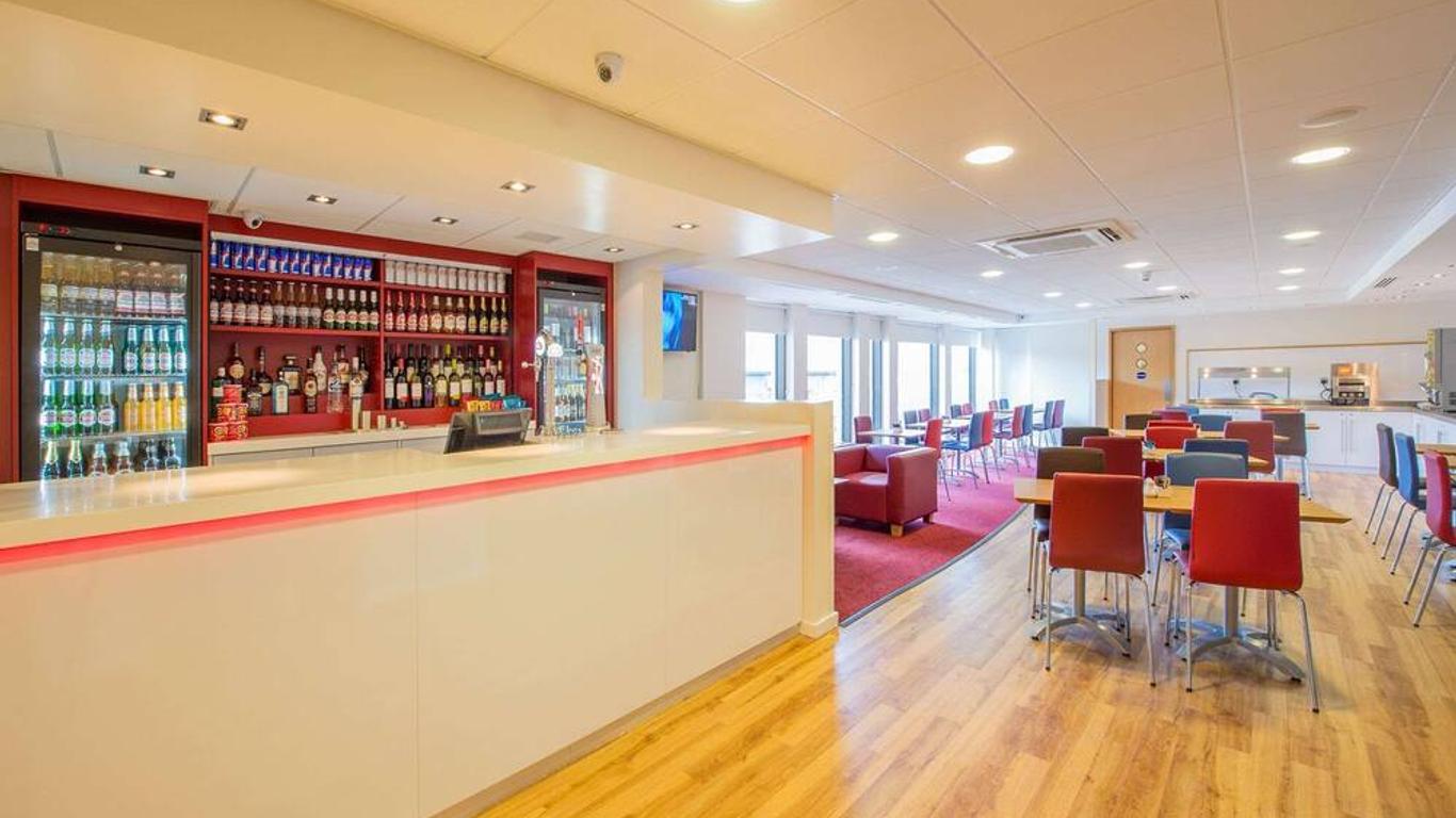 Travelodge Harrogate West Park