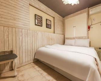 Jecheon Oslo - Jecheon - Habitación