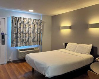 Motel 6 Simi Valley - Simi Valley - Schlafzimmer