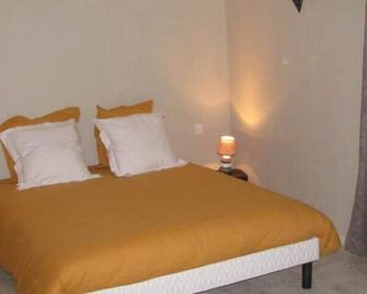 Le Peche De Paresse - Devesset - Slaapkamer