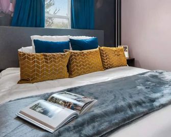 Stunning 7BR Lux House in Baltimore - Baltimore - Bedroom