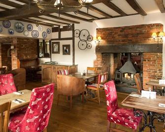 The White Horse Inn - Eye - Restaurant