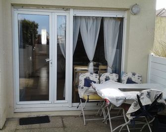 The Voile De Nacre - Bernières-sur-Mer - Patio