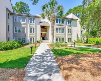 Pool Access Idyllic Sea Pines Gem, Walk to Beach - Hilton Head Island - Rakennus