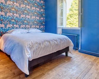 Les Orchidées - Razac-sur-l'Isle - Bedroom