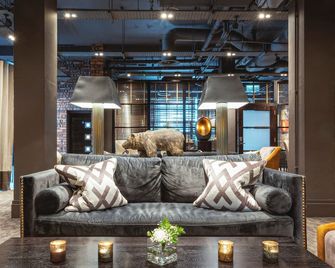 داكوتا إدنبرة - إدنبرغ - ردهة