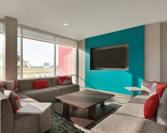 Avid Hotel Tijuana - Otay By IHG - טיחואנה - סלון