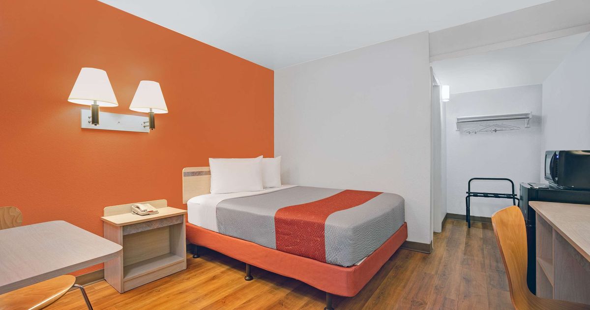 Motel 6 Portland East Troutdale from 50. Troutdale Hotel Deals