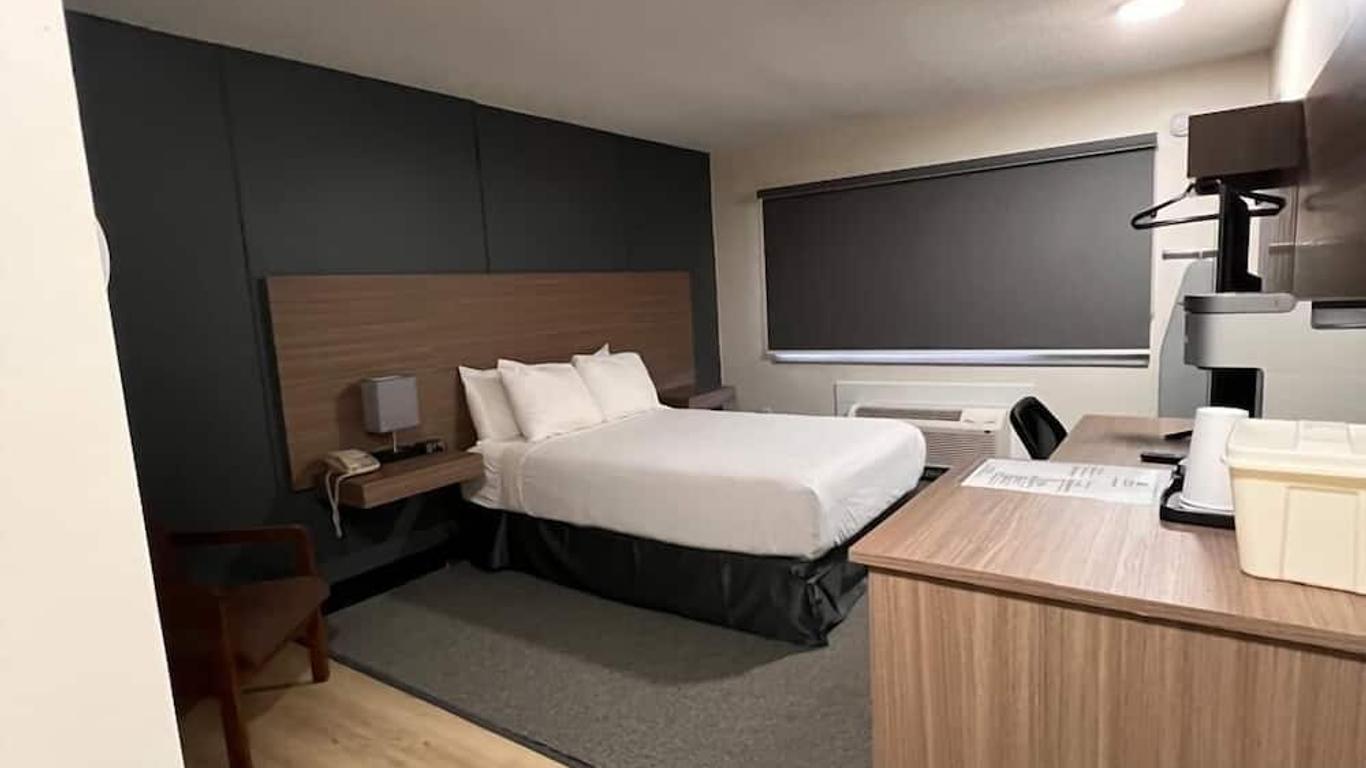 Capri Motor Inn