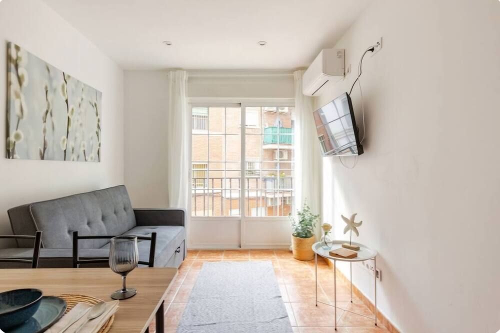 Light and color in the Villa - מדריד - סלון