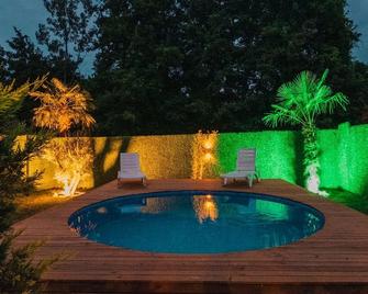 Sapanca Saklı Bungalov - Sapanca - Havuz