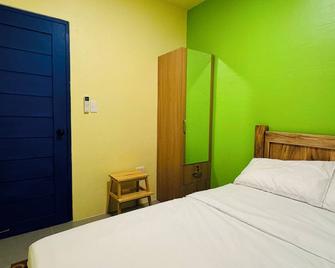 Ags Place - Tagbilaran - Bedroom