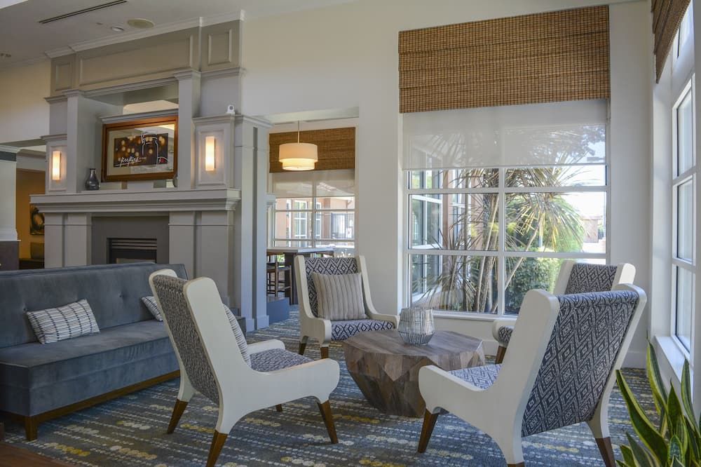 Hilton Garden Inn Napa thumbnail 3
