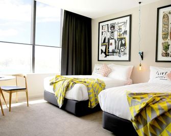 The Larwill Studio Melbourne - Art Series - Melbourne - Makuuhuone