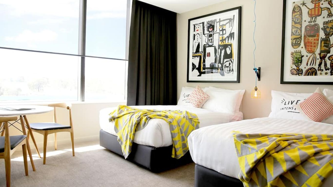 The Larwill Studio Melbourne - Art Series