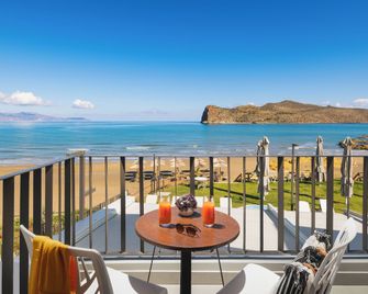 Elia Agia Marina Hotel - Agia Marina - Balkong