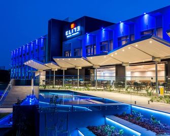 Elite Gold Coast - Clear Island Waters - Gebouw