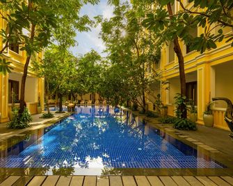 La Residence Watbo Hotel - Ciudad de Siem Riep - Piscina