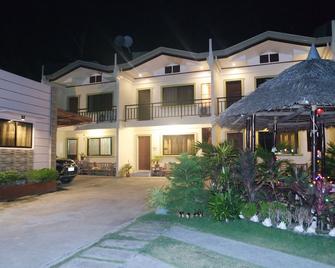 Yoo C Apartment - Dumaguete City - Building