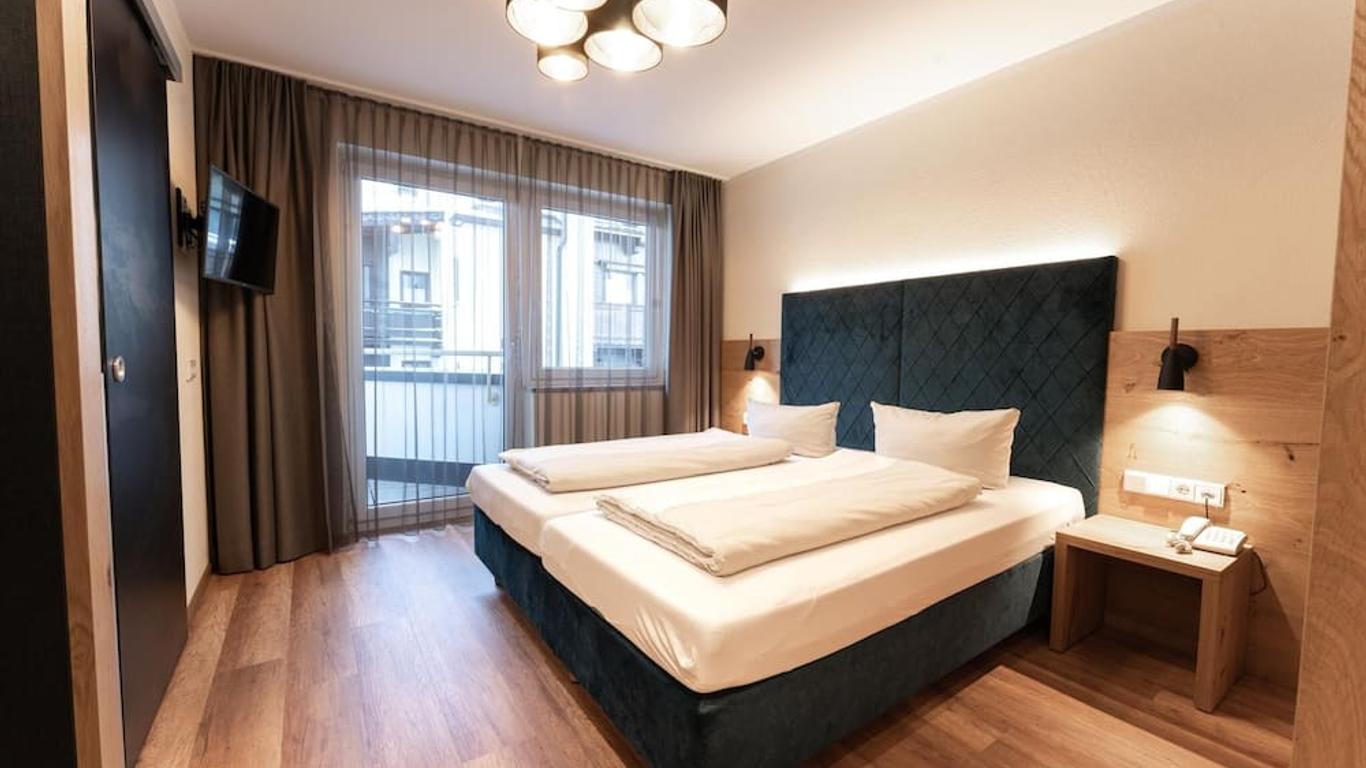 Aparthotel Dorfplatzl Garni