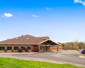 Best Western Geneseo Inn - Geneseo - Building