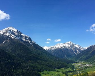 Guarda Lodge - Scuol - Outdoor view