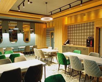 Dinamik Otel Sarikamis - Sarıkamış - Restaurante