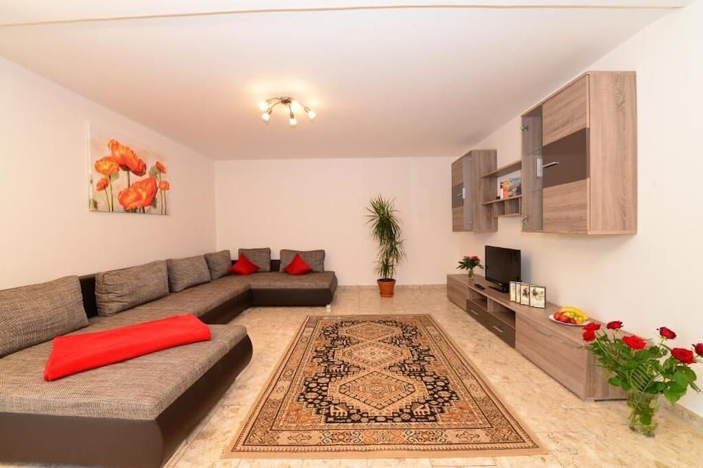 Hotel am Buchwald - Esslingen am Neckar - Living room