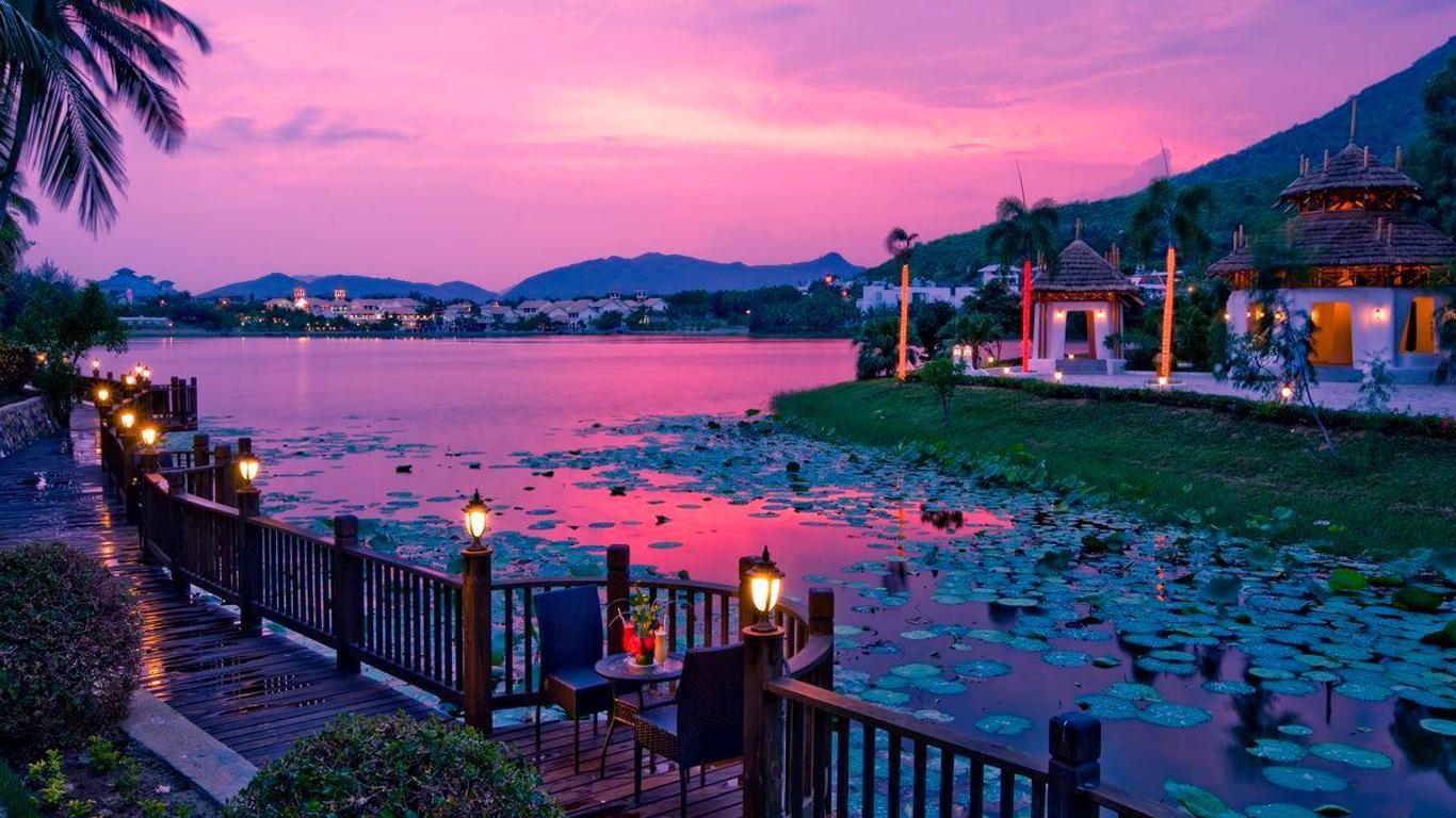 Sanya Resort Golden Palm