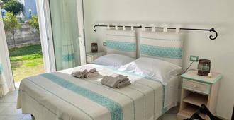 Tigrillo Bed&Breakfast - Olbia - Bedroom