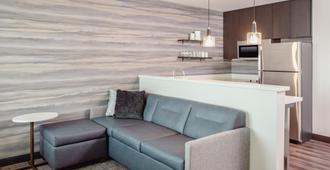 Residence Inn by Marriott Loma Linda Redlands - Redlands - Living room