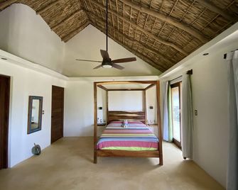 Casa Olalé : Beautiful House, San Agustinillo Beach, Swimming Pool, Tranquility - San Agustinillo - Bedroom