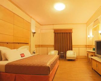Ritz Motel - Kaohsiung - Schlafzimmer