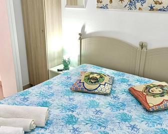 Il sogno di fafa' - Trapani - Bedroom