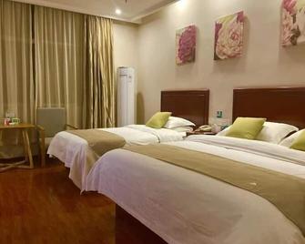 Greentree Inn Shandong Linxi Pingyi Mengyang Road Express Hotel - Linyi - Bedroom