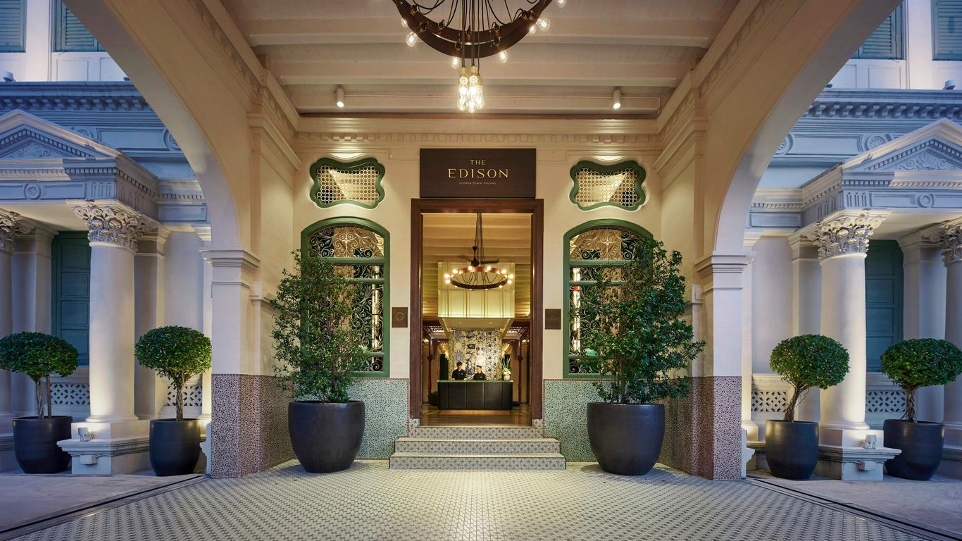 The Edison George Town
