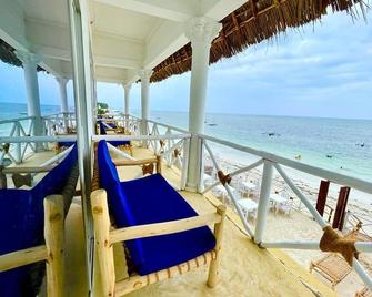Your home on the beach - Jambiani - Balcony