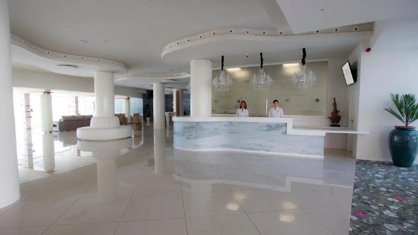 On Hotels Oceanfront Adults Designed