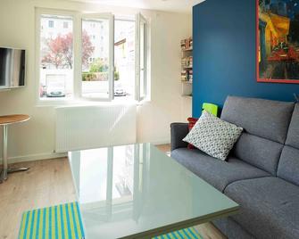 55 M²/ Chez LÔrette/ 250m Lake/ Private Parking - Annecy - Living room