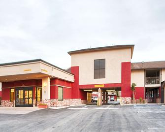 SureStay Hotel by Best Western Tehachapi - Tehachapi - Building