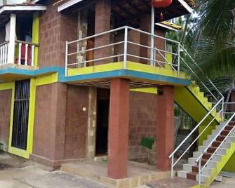 Hotel Killa Niwas - Mālvan - Building