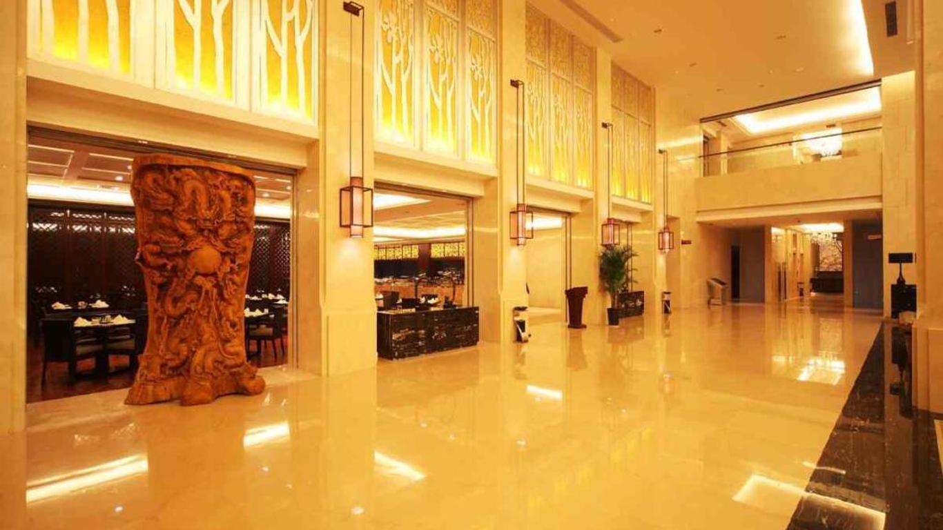 Haiyang Shenglong Jianguo Hotel