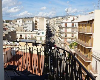 La Regina del Sole - Reggio de Calabre - Balcon
