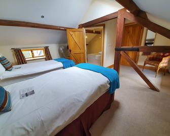 Broad Iron Cottage - Peace and tranquillity in a beautifully converted barn - Pershore - Bedroom